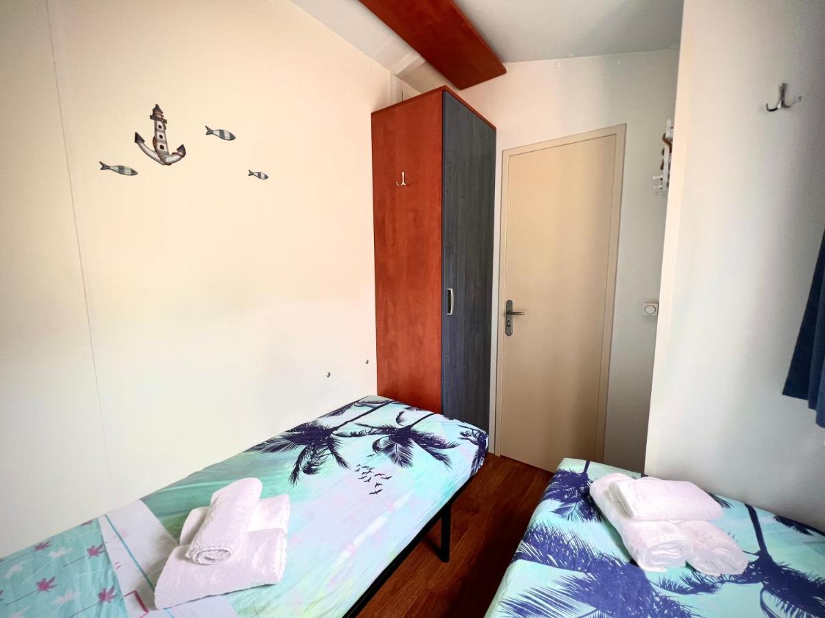Mobile Home Nebo Luxus Кленовица Экстерьер фото