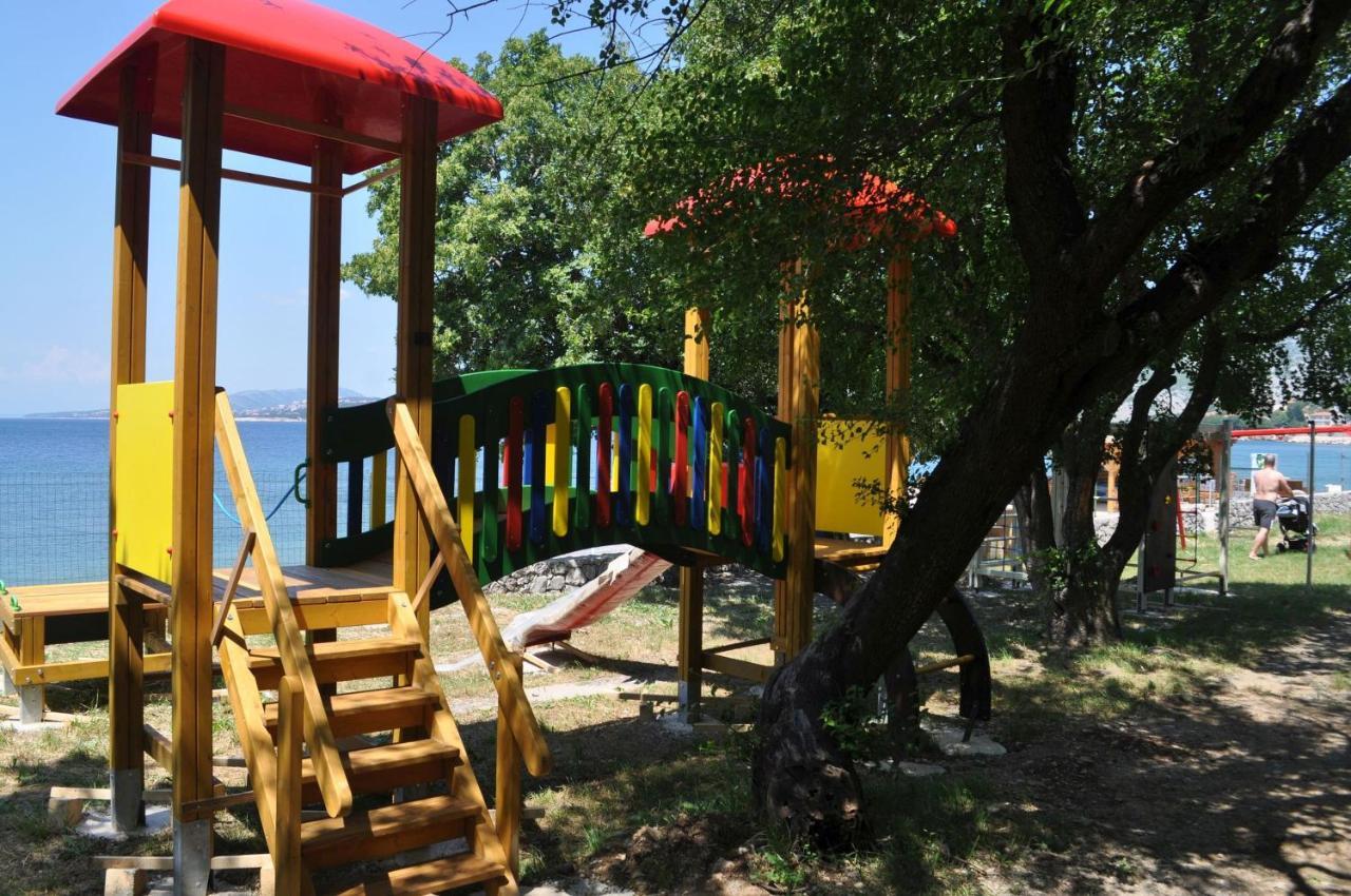 Mobile Home Nebo Luxus Кленовица Экстерьер фото